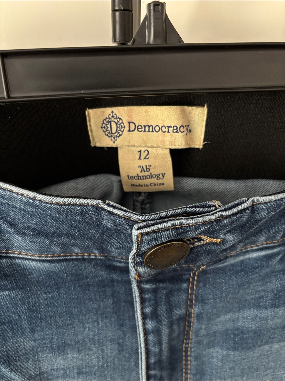 Democracy “Ab” technology Dark Blue Jeans - Picture 2 of 9